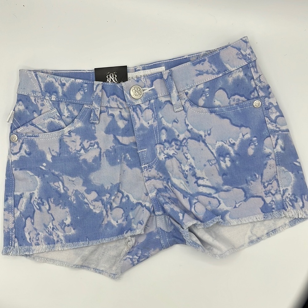 ROCK & REPUBLIC BLUE DENIM SHORTS SIZE 2 NWT